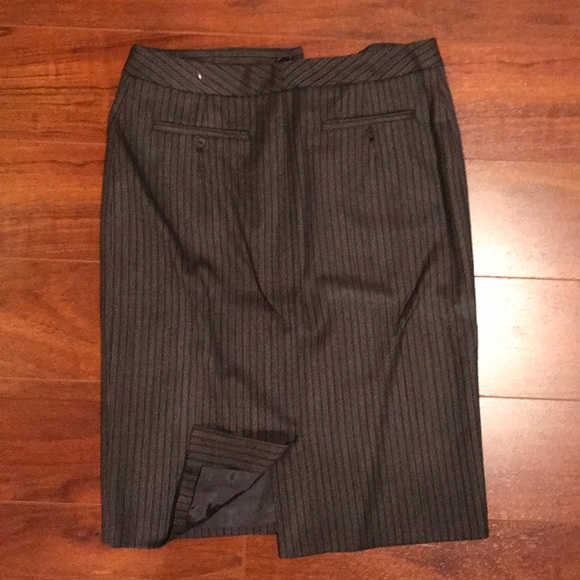 Adrienne Vittadini skirt size 4 - Picture 4 of 4